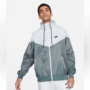 Nike Sportswear Windrunner Men’s Hooded Jacket